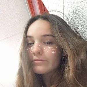 Meet your Posher, Camryn